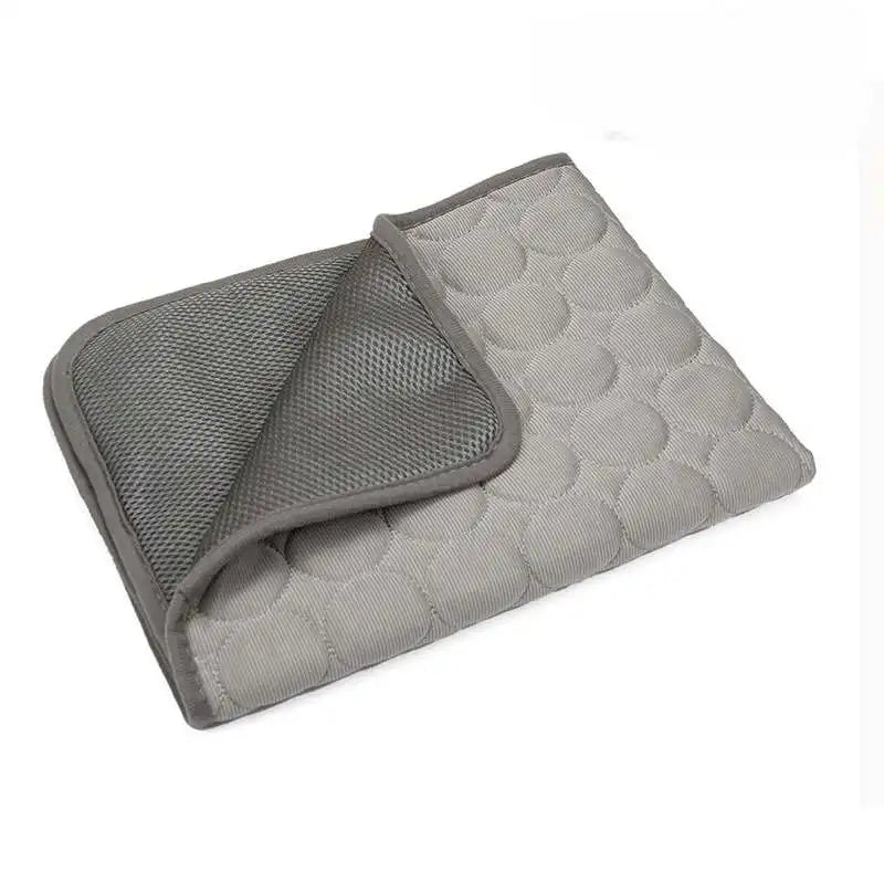 Dog Cooling Ice Bed Mat Pet Summer Bed Cat Cold Bed Extra for All Size Puppy Supplies Pet Accessories Cat Washable Sofa Blanket