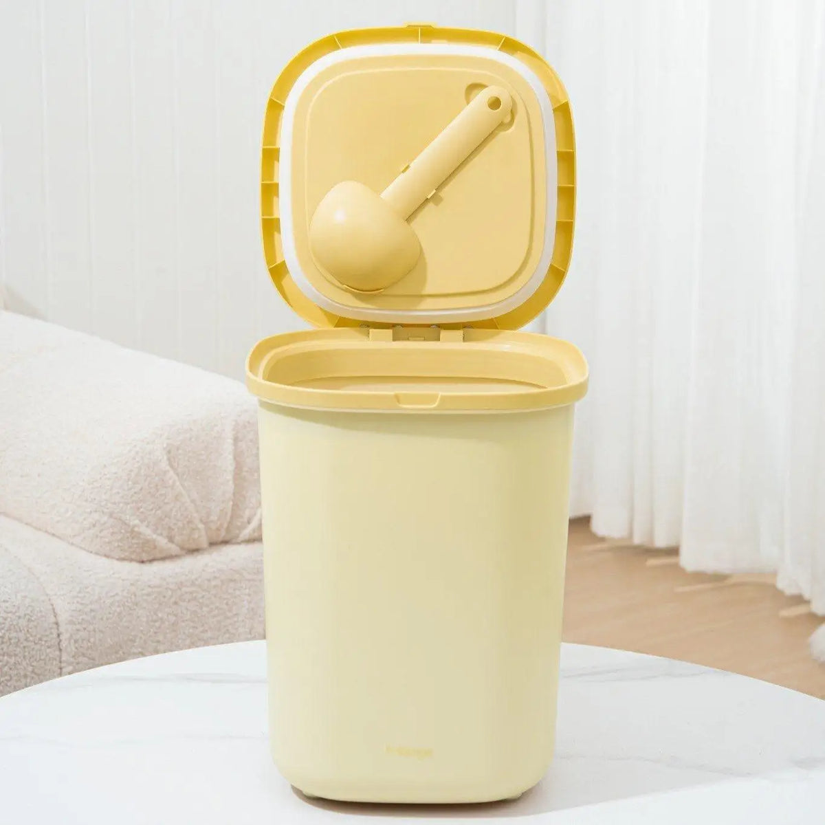 Airtight Pet Food Container Large Capacity Dog Cat Dry Food Storage Box Moisture-Proof Sealed Dispenser with Measuring Cup Pour Spout Portable Clear Plastic Bin for Puppy Kitten Pet Supplies