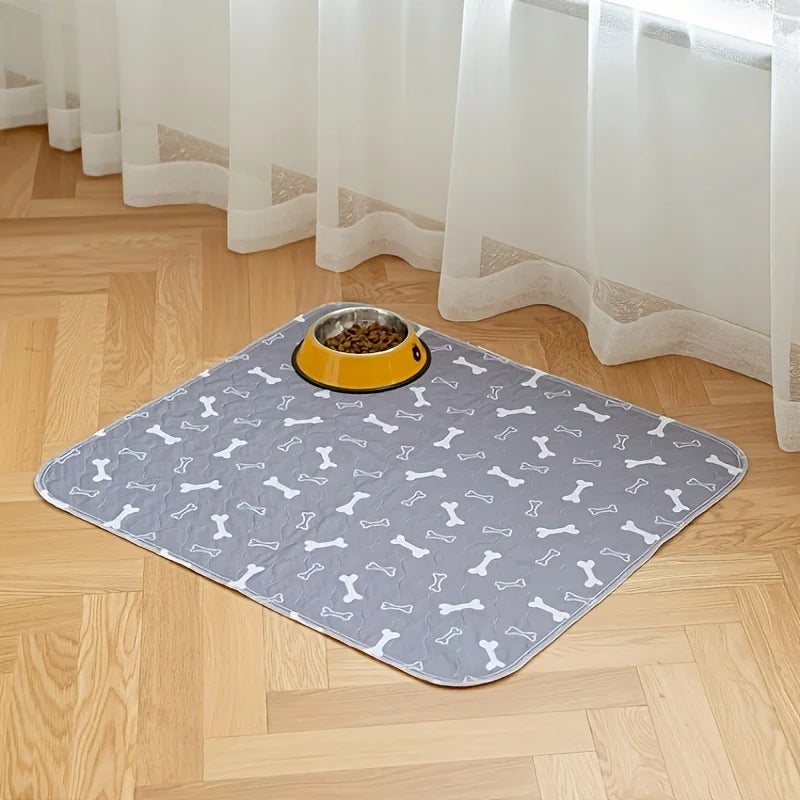 Washable Dog Pee Pads, 2 Pieces 18inchx24inch / 34inch X 36inch Reusable Puppy Pee Pads, Absorbent Pee Pads with Bone Print, Non-Slip Waterproof Pet Training Pads, Suitable for Sofas, Hardwood Floors